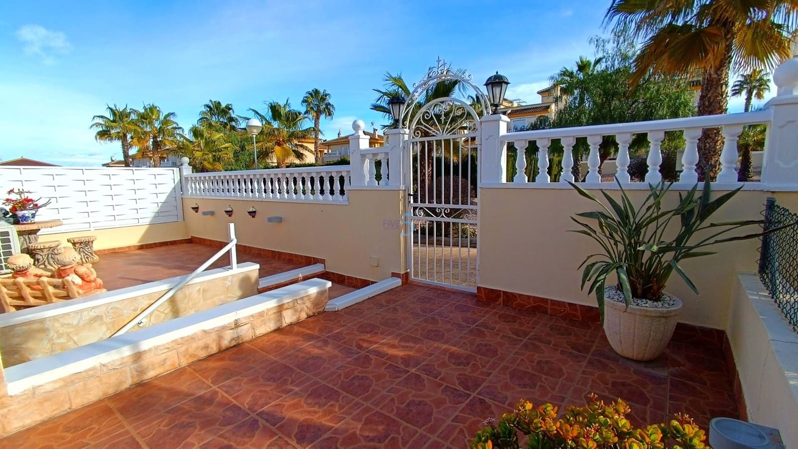 Pareado de 3 habitaciones en Rojales en venta con piscina garaje - 235.000 € (Ref: 9539682)