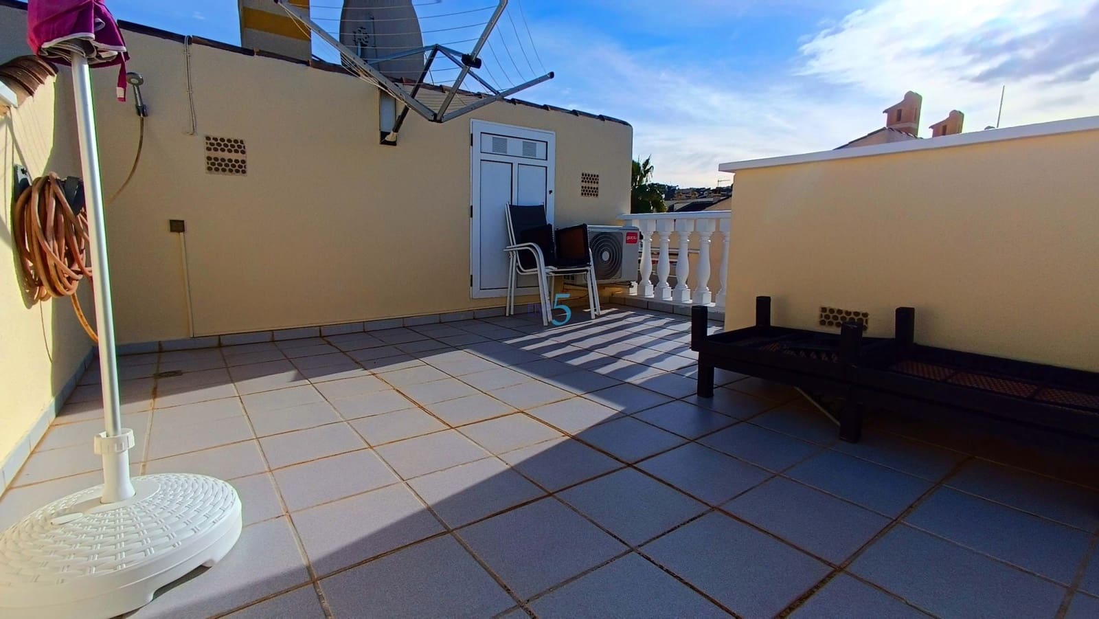 Pareado de 3 habitaciones en Rojales en venta con piscina garaje - 235.000 € (Ref: 9539682)