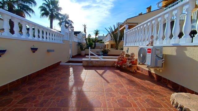 Pareado de 3 habitaciones en Rojales en venta con piscina garaje - 235.000 € (Ref: 9539682)