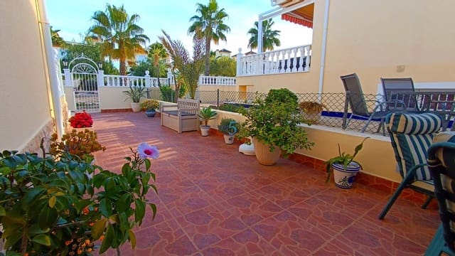 Pareado de 3 habitaciones en Rojales en venta con piscina garaje - 235.000 € (Ref: 9539682)