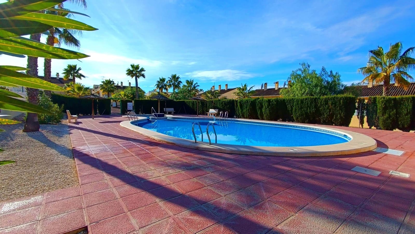 Pareado de 3 habitaciones en Rojales en venta con piscina garaje - 235.000 € (Ref: 9539682)