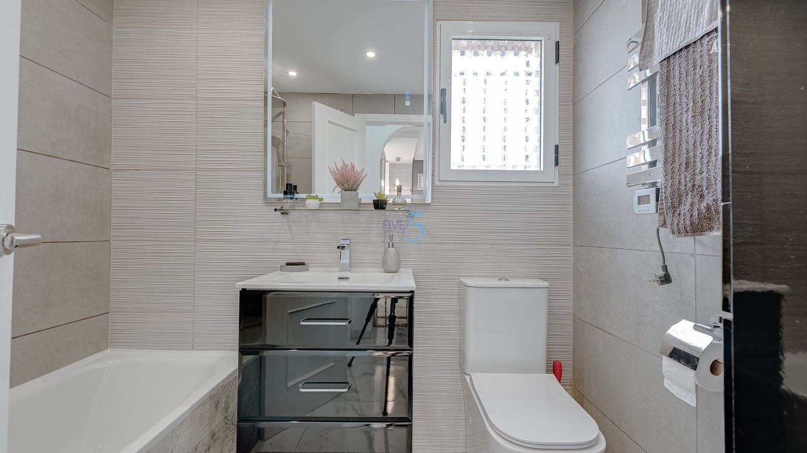 3 bedroom Apartment for sale in Vistabella with pool - € 215,000 (Ref: 9539683)