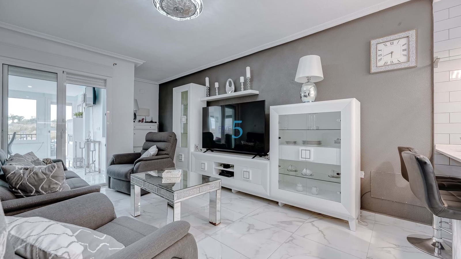 3 bedroom Apartment for sale in Vistabella with pool - € 215,000 (Ref: 9539683)