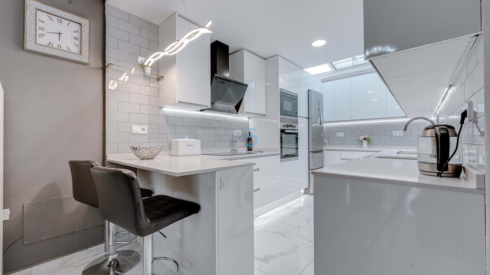 3 bedroom Apartment for sale in Vistabella with pool - € 215,000 (Ref: 9539683)