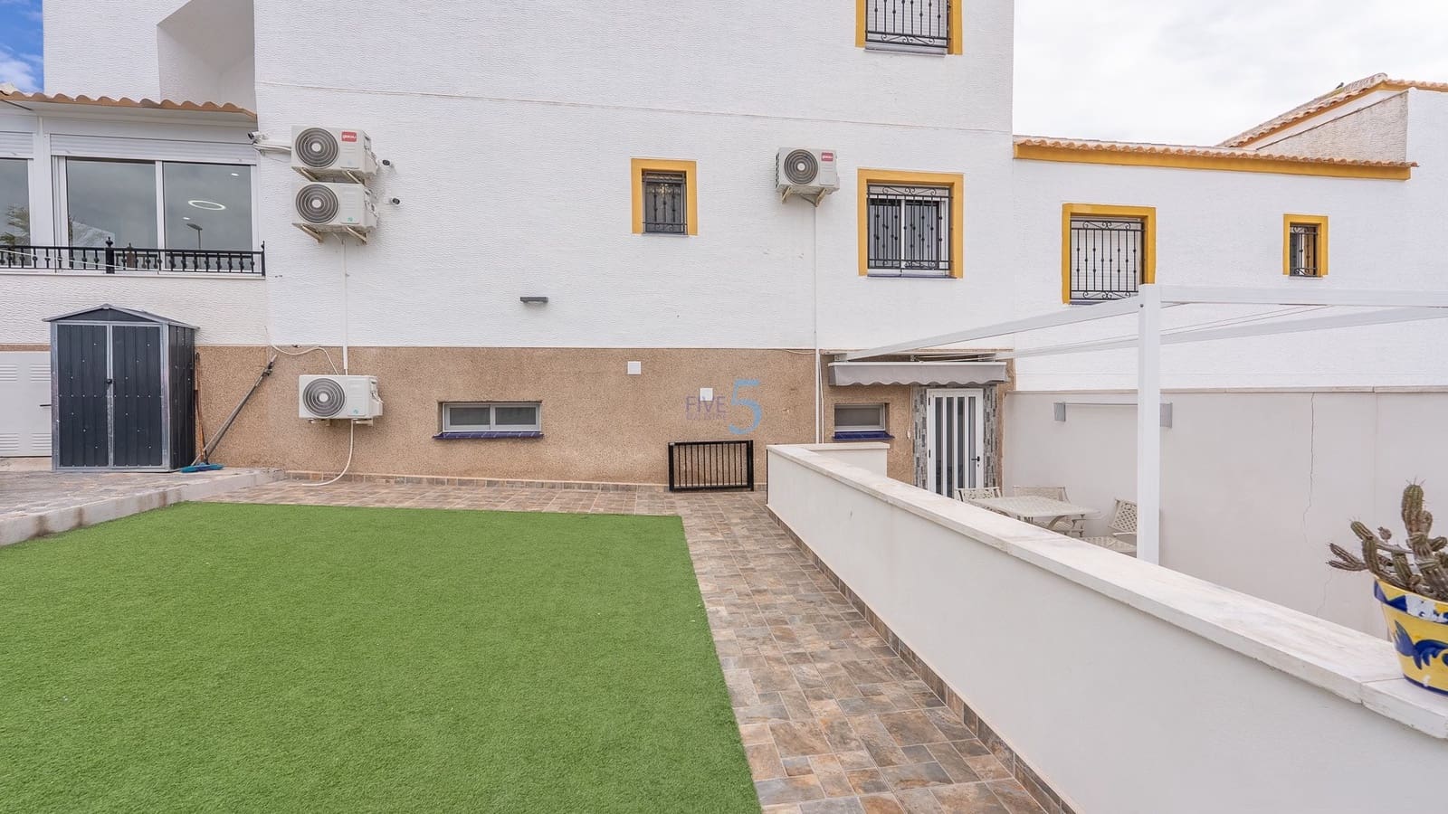 3 bedroom Apartment for sale in Vistabella with pool - € 215,000 (Ref: 9539683)