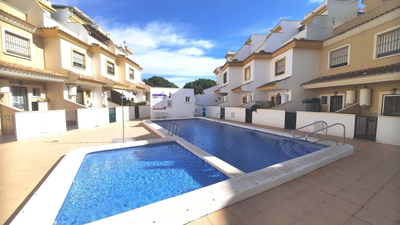 2 quarto Casa em Banda para venda em Torre-Pacheco com piscina - 120 000 € (Ref: 9539911)