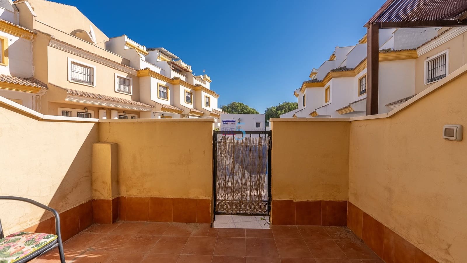 2 bedroom Townhouse for sale in Torre-Pacheco with pool - € 120,000 (Ref: 9539911)