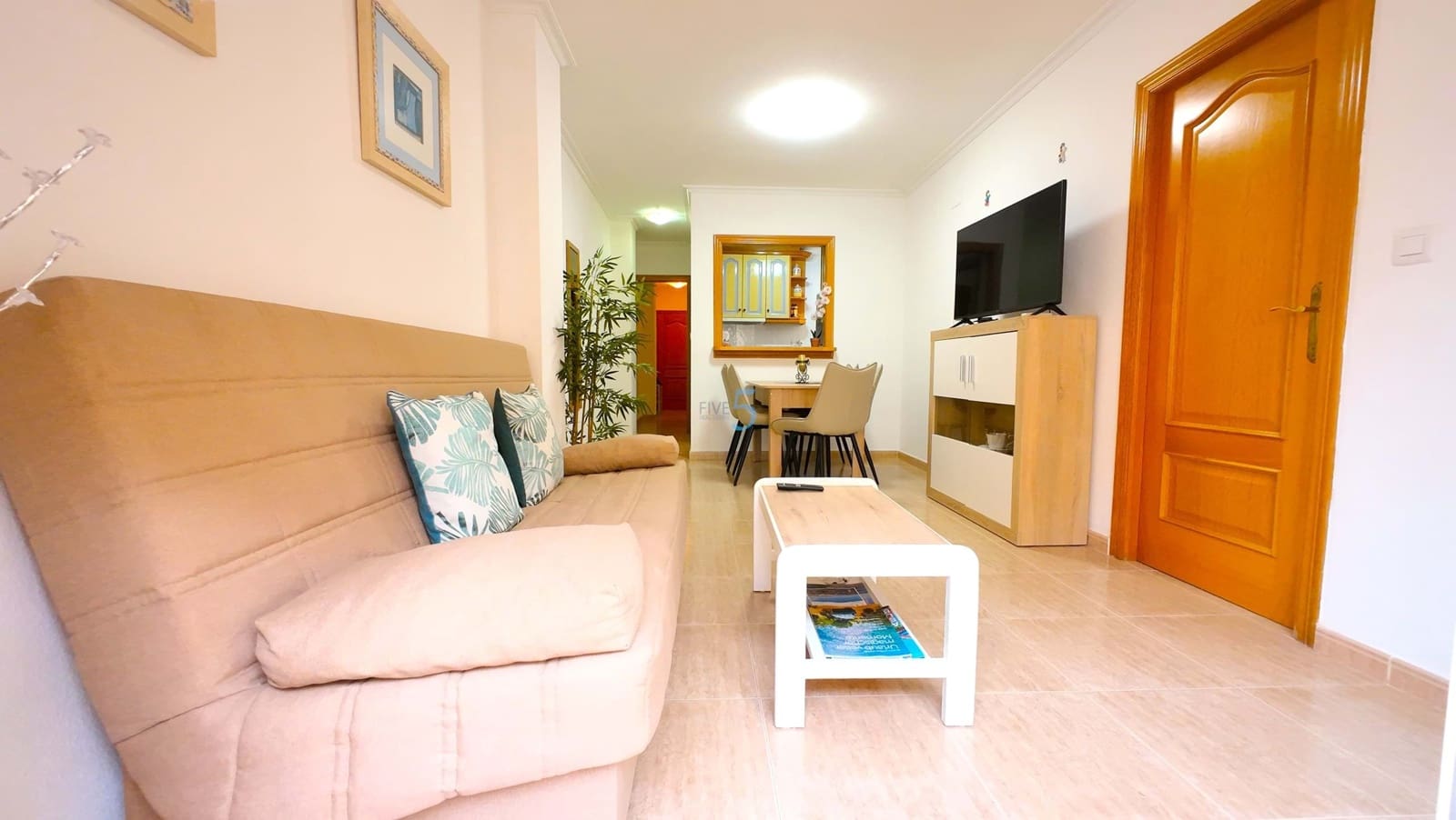 2 soverom Leilighet til salgs i Torrevieja med garasje - € 149 900 (Ref: 9539913)