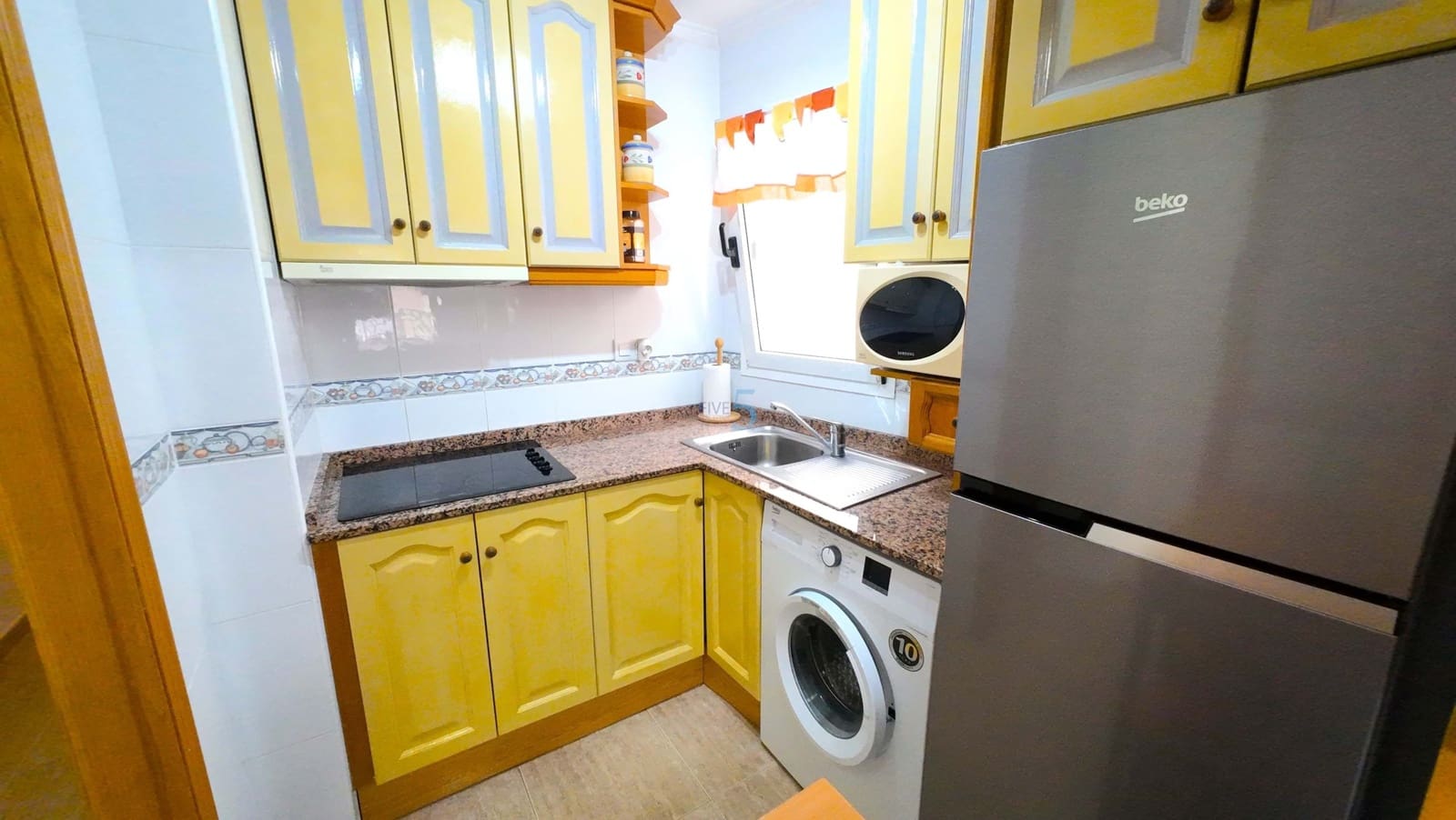 2 soverom Leilighet til salgs i Torrevieja med garasje - € 149 900 (Ref: 9539913)