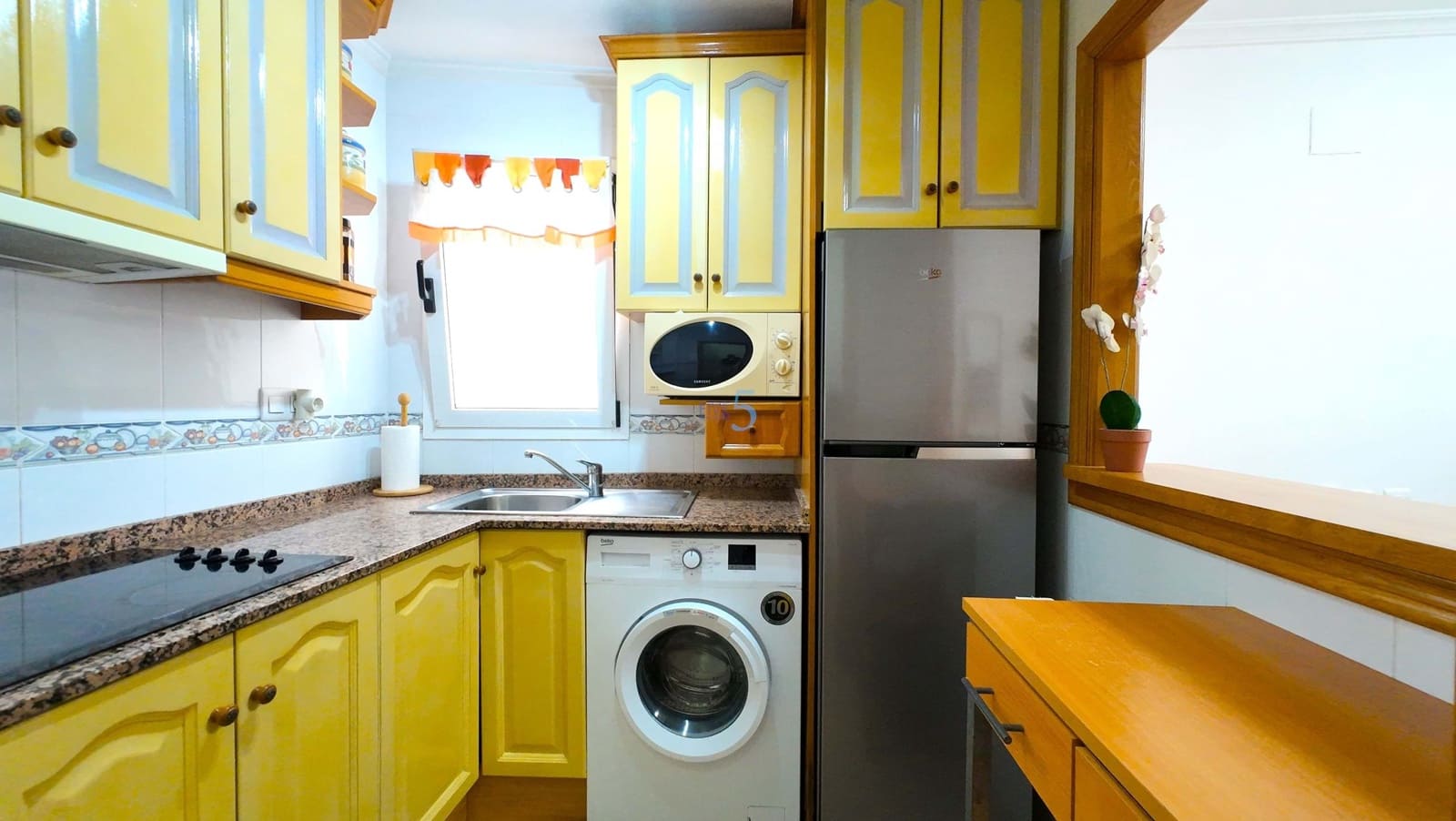 2 soverom Leilighet til salgs i Torrevieja med garasje - € 149 900 (Ref: 9539913)