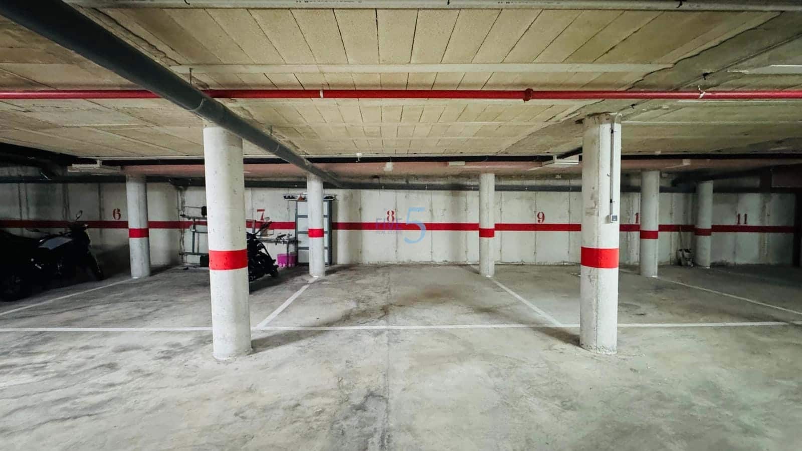 2 soveværelse Byhus til salg i Orihuela Costa med swimmingpool garage - € 220.000 (Ref: 9539914)