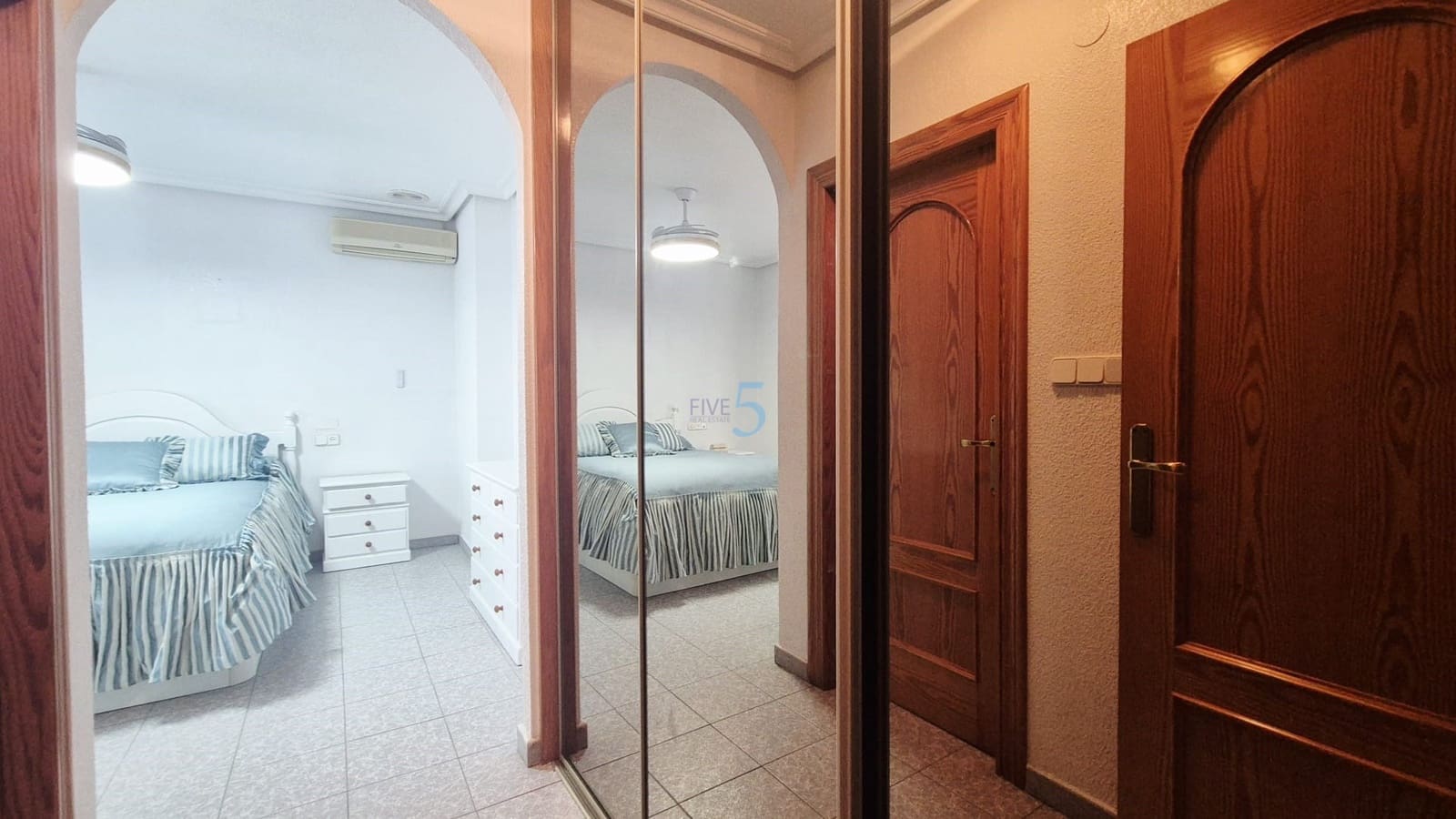 5 sypialnia Dom na sprzedaż w San Pedro del Pinatar z garażem - 265 000 € (Ref: 9541922)