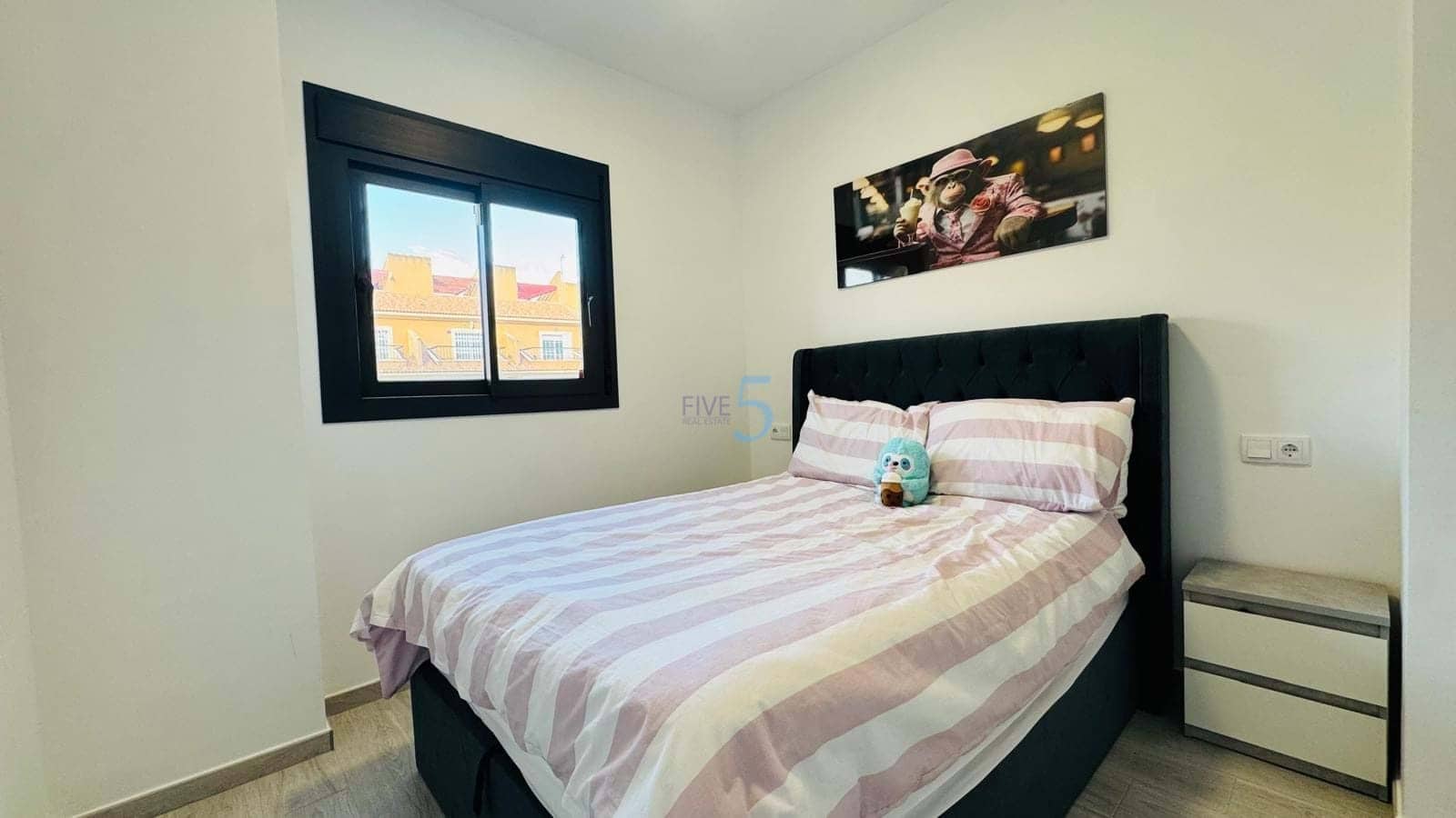 Apartamento de 3 habitaciones en Villamartin en venta con piscina garaje - 360.000 € (Ref: 9542781)