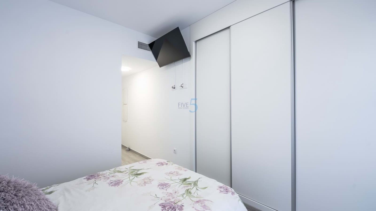 3 bedroom Apartment for sale in Villamartin with pool garage - € 350,000 (Ref: 9542781)