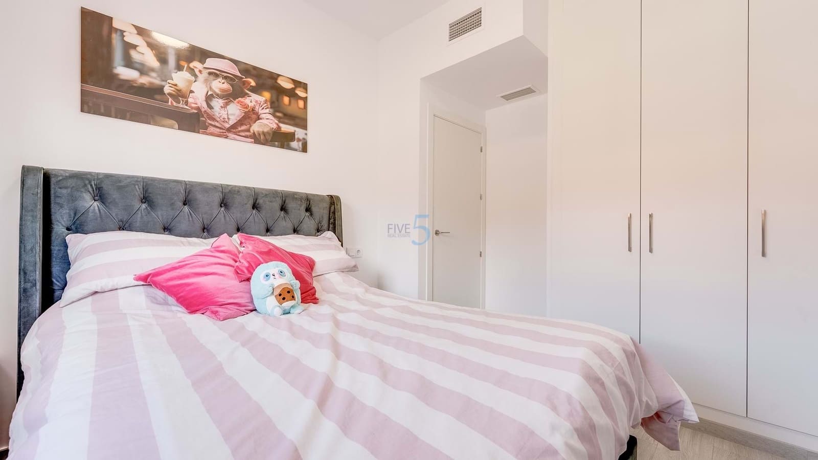 3 bedroom Apartment for sale in Villamartin with pool garage - € 350,000 (Ref: 9542781)