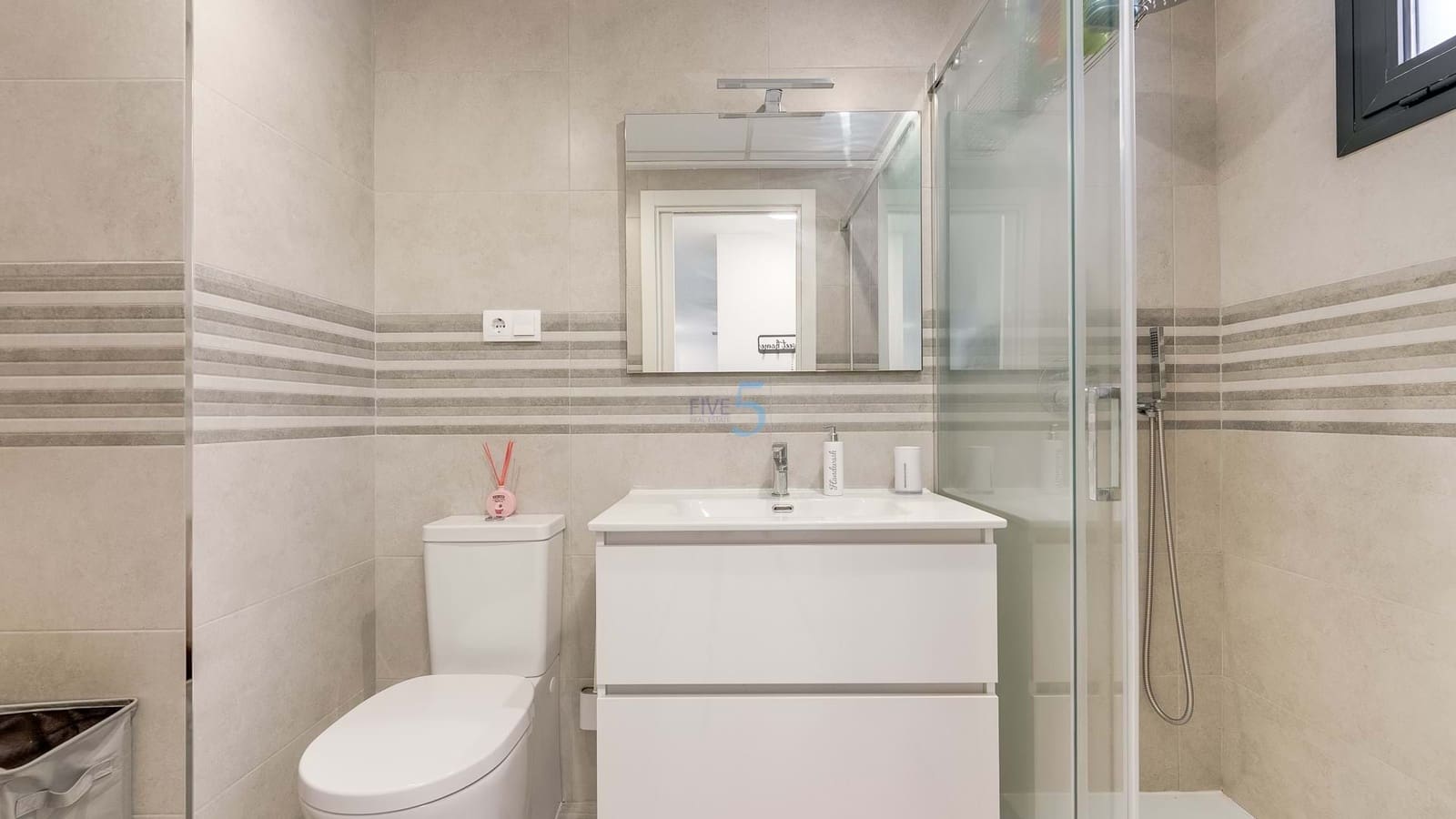 3 bedroom Apartment for sale in Villamartin with pool garage - € 350,000 (Ref: 9542781)