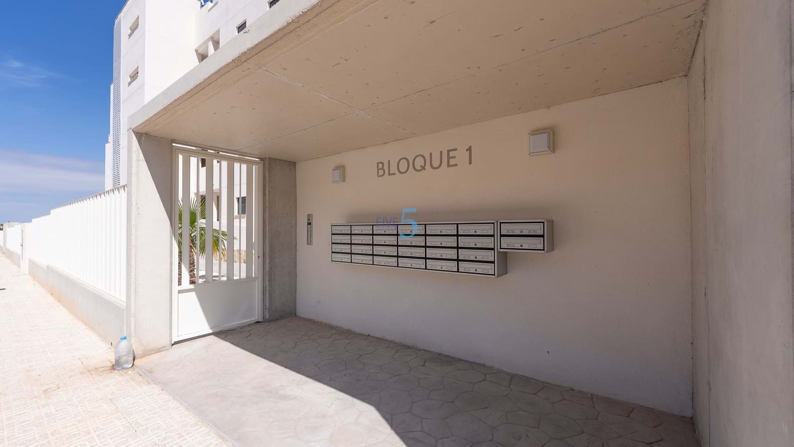 3 bedroom Apartment for sale in Villamartin with pool garage - € 350,000 (Ref: 9542781)