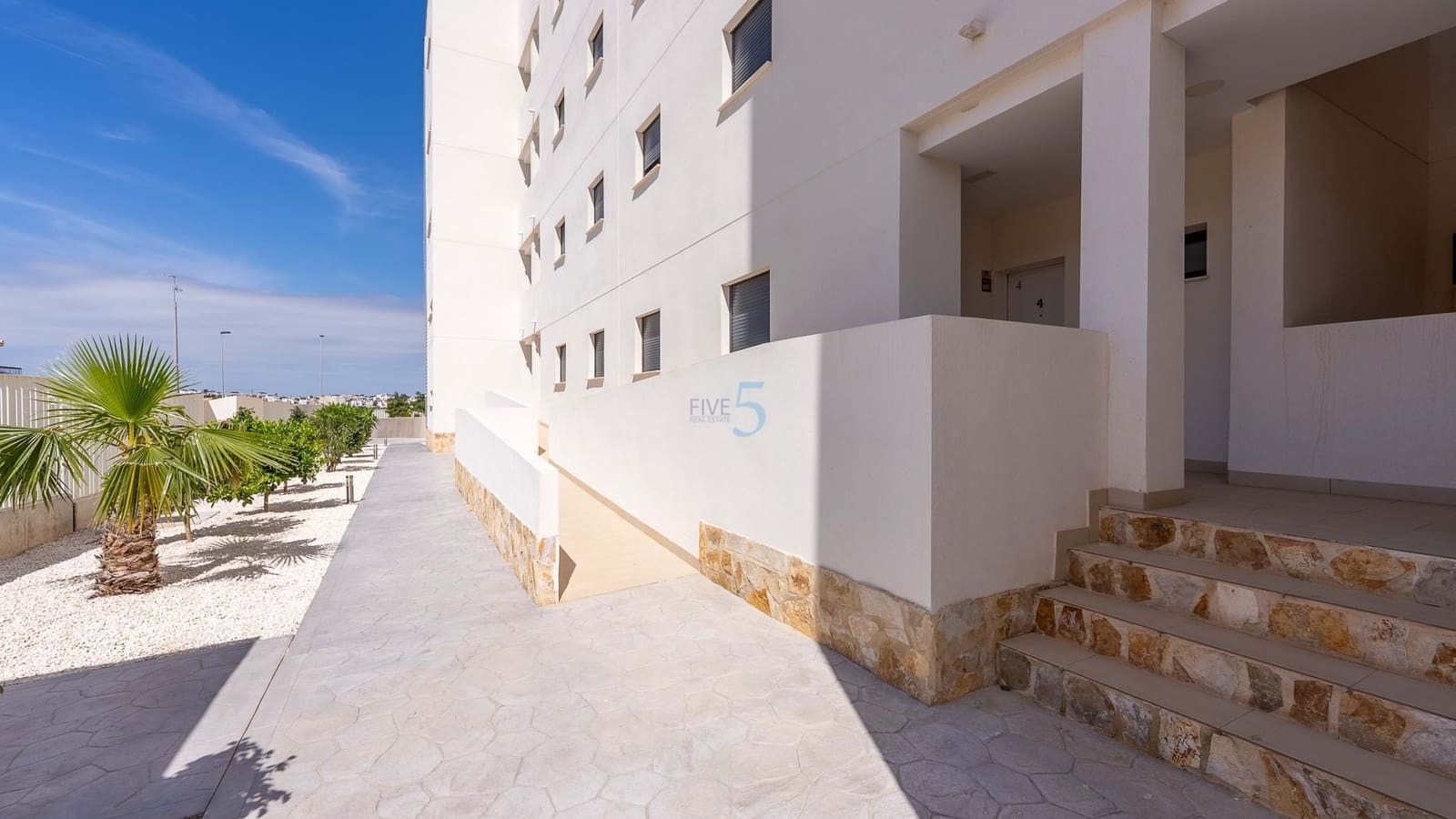 3 bedroom Apartment for sale in Villamartin with pool garage - € 350,000 (Ref: 9542781)