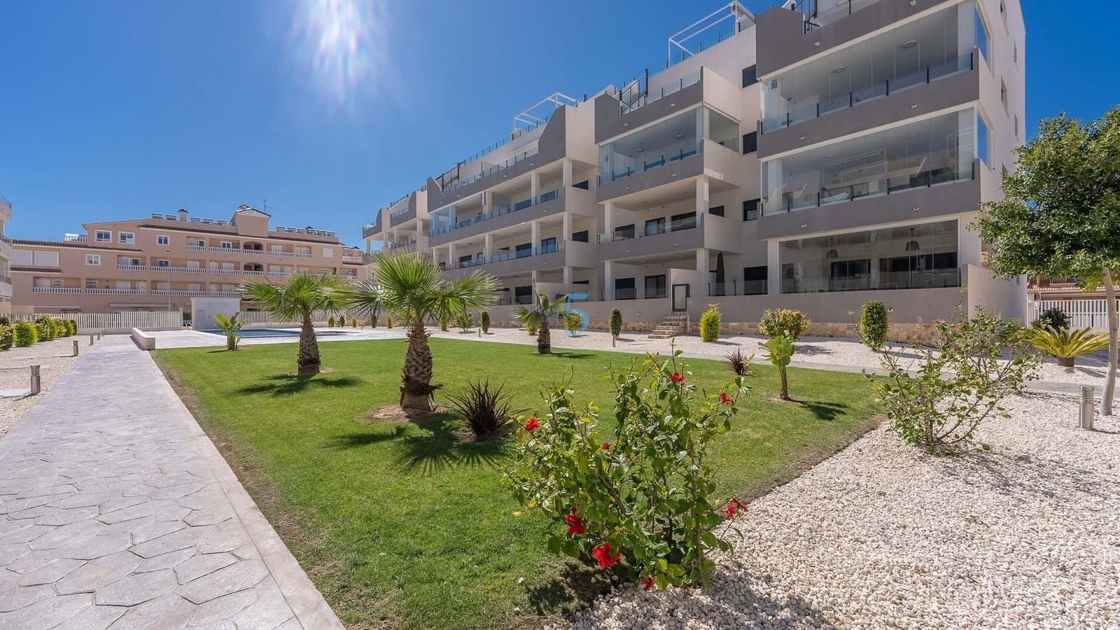 3 bedroom Apartment for sale in Villamartin with pool garage - € 350,000 (Ref: 9542781)