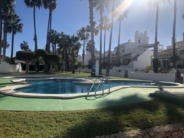 Casa de 3 habitaciones en Villamartin, Orihuela en venta con piscina - 299.900 € (Ref: 9542782)