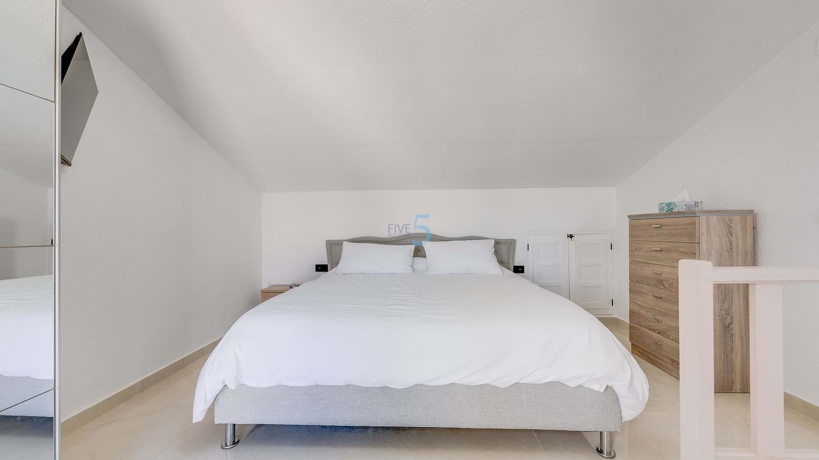 3 bedroom Townhouse for sale in Villamartin with pool - € 299,900 (Ref: 9542782)