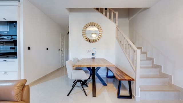 3 chambre Maison de Ville à vendre à Villamartin, Orihuela avec piscine - 299 900 € (Ref: 9542782)