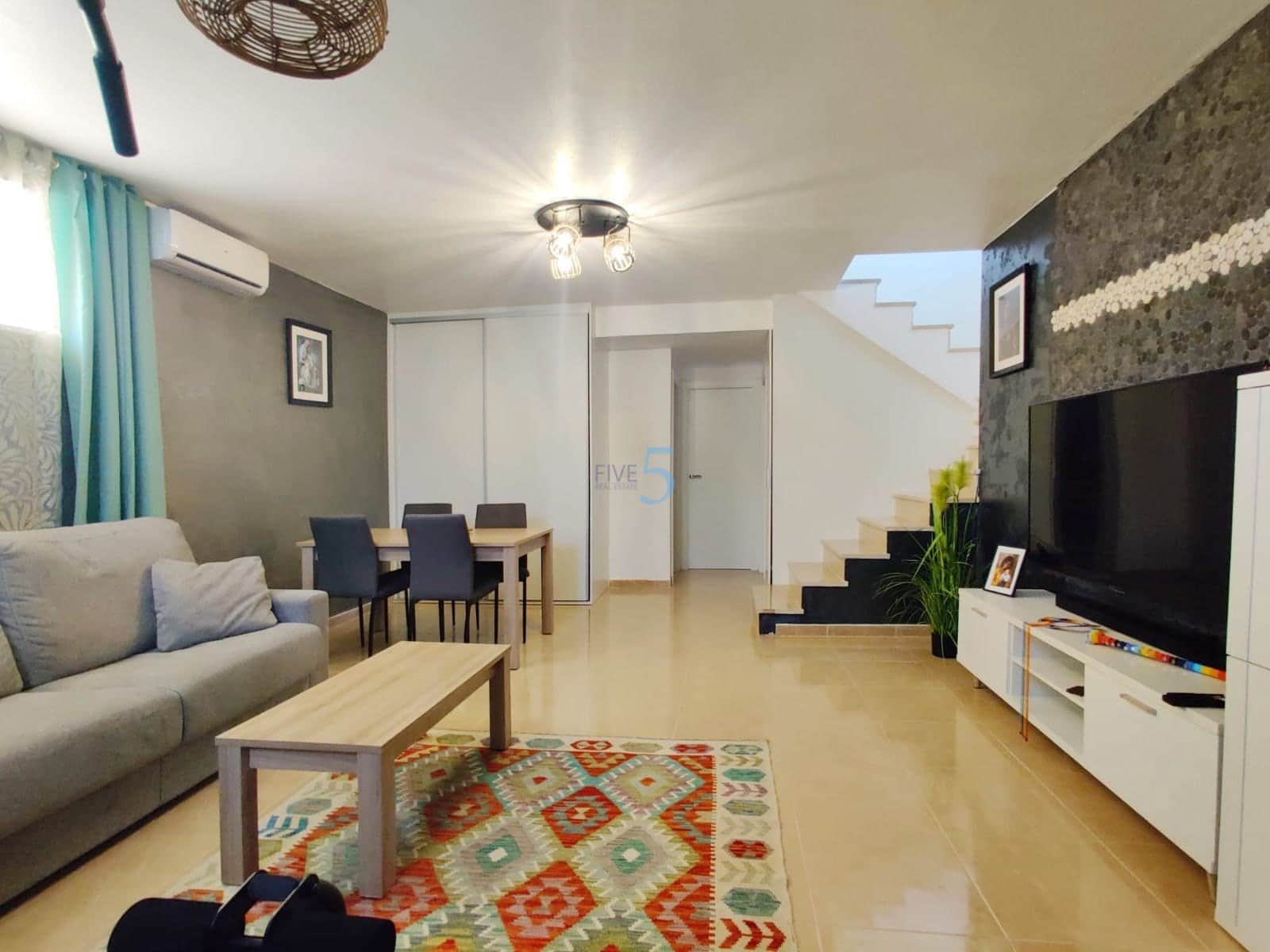 4 makuuhuone Huvila myytävänä paikassa San Miguel de Salinas mukana uima-altaan - 300 000 € (Ref: 9550153)