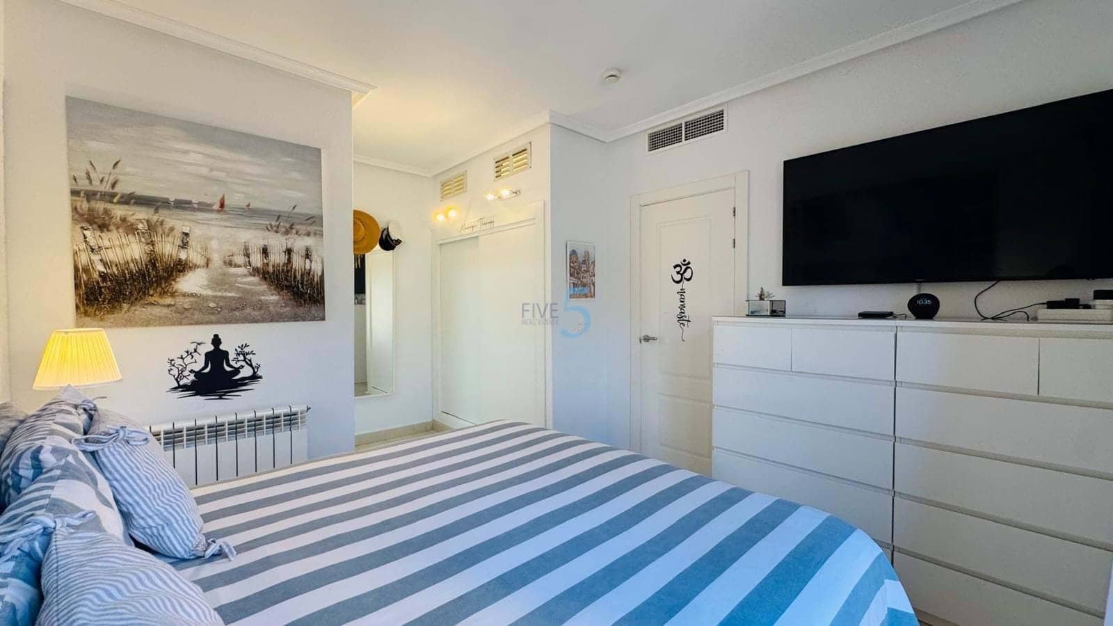 2 sovrum Lägenhet till salu i Villamartin med pool garage - 265 000 € (Ref: 9552661)