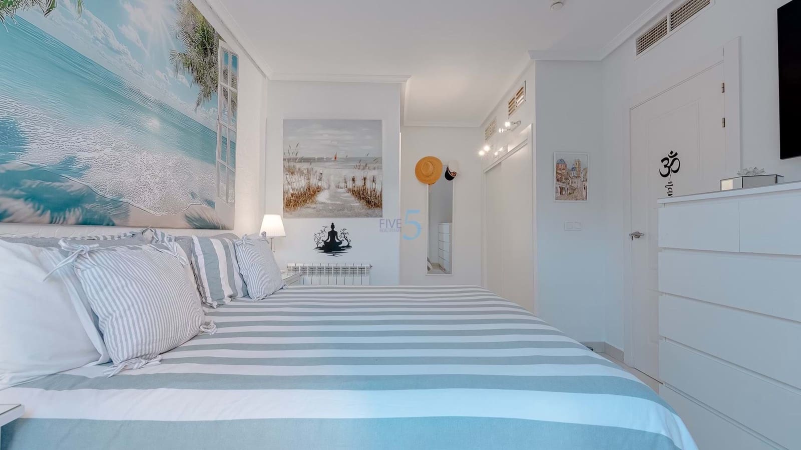 2 bedroom Apartment for sale in Villamartin with pool garage - € 255,000 (Ref: 9552661)