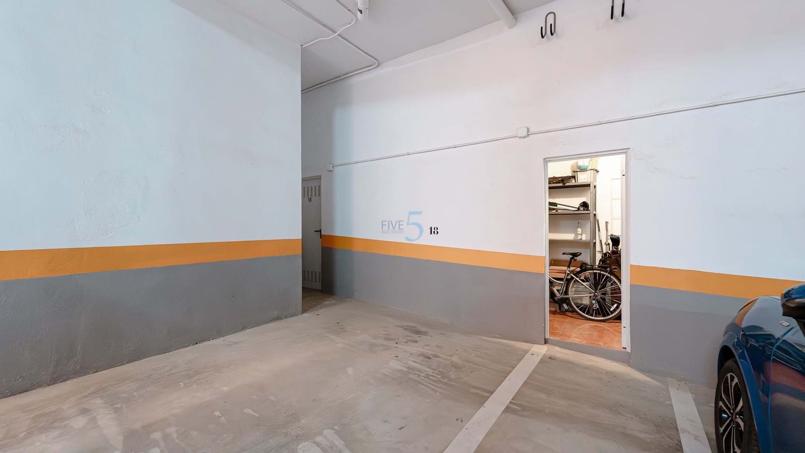 2 bedroom Apartment for sale in Villamartin with pool garage - € 255,000 (Ref: 9552661)