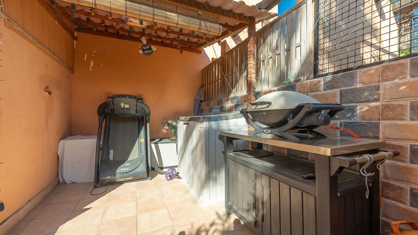 2 bedroom Apartment for sale in Villamartin with pool garage - € 255,000 (Ref: 9552661)