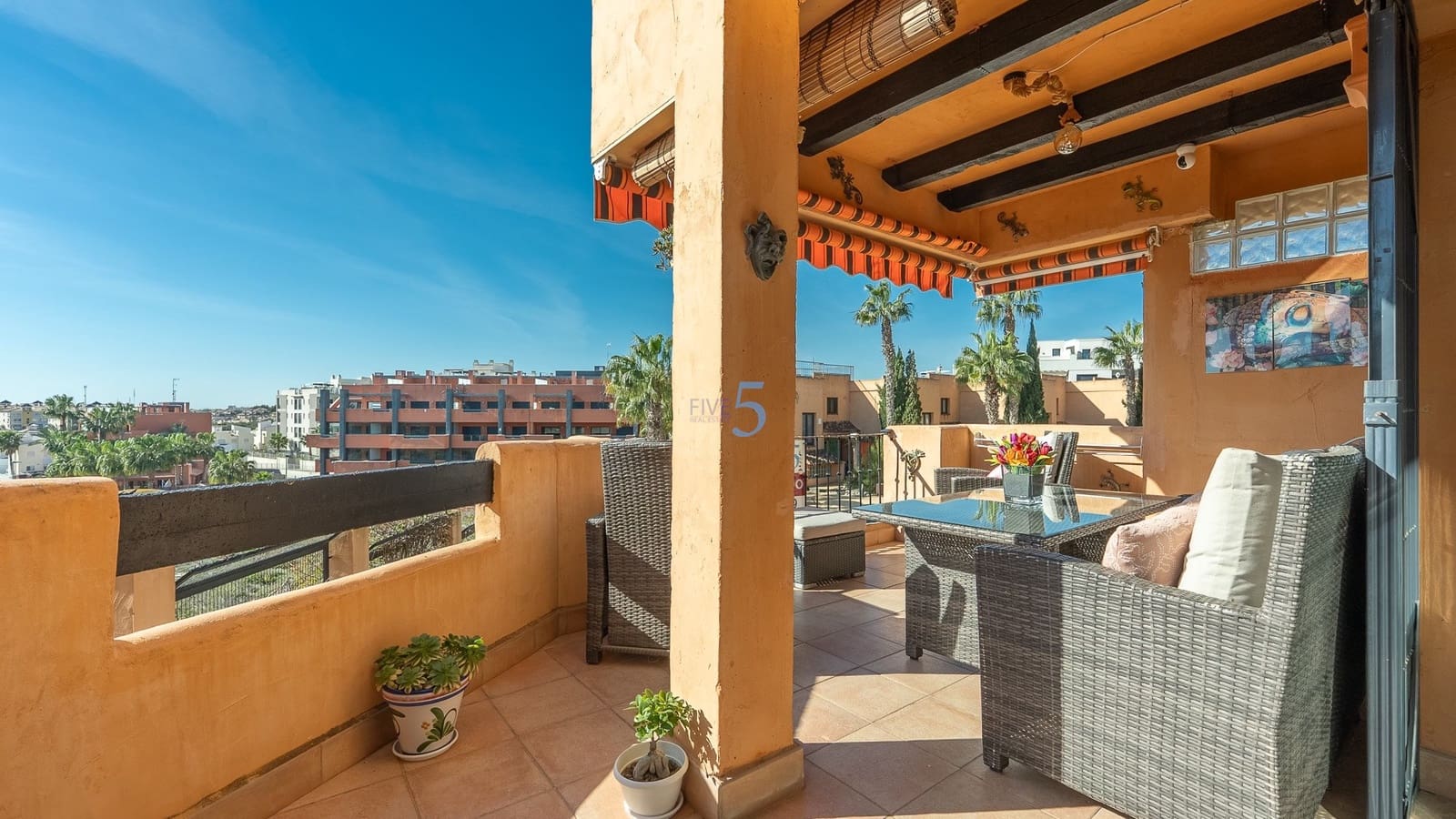 2 bedroom Apartment for sale in Villamartin with pool garage - € 255,000 (Ref: 9552661)