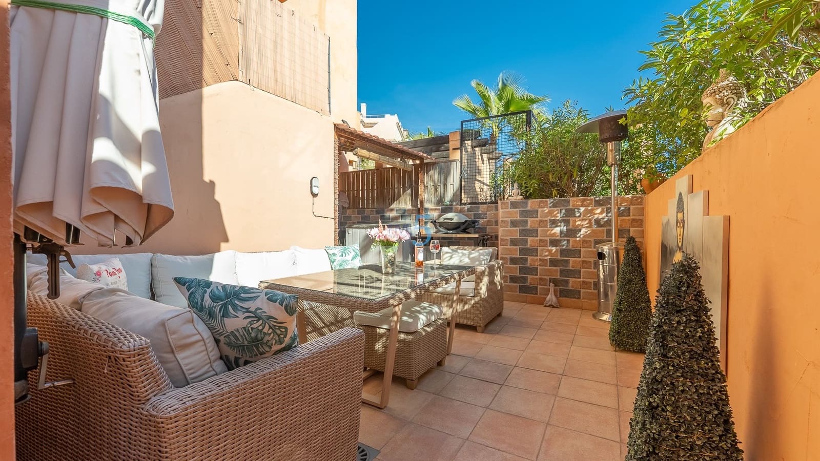 2 bedroom Apartment for sale in Villamartin with pool garage - € 255,000 (Ref: 9552661)