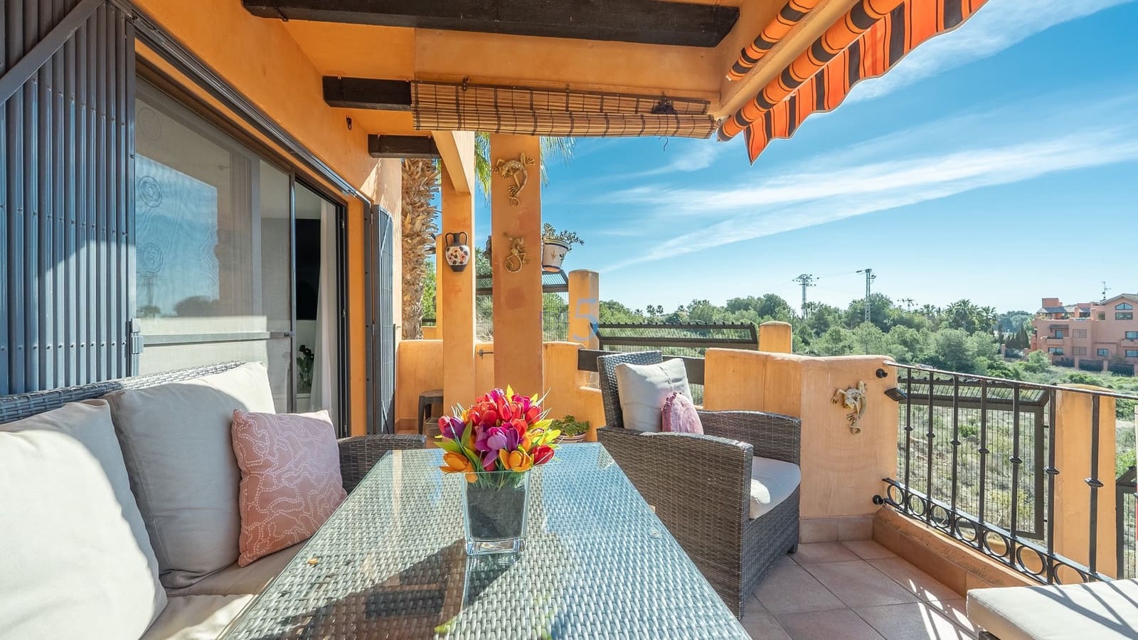 2 bedroom Apartment for sale in Villamartin with pool garage - € 255,000 (Ref: 9552661)