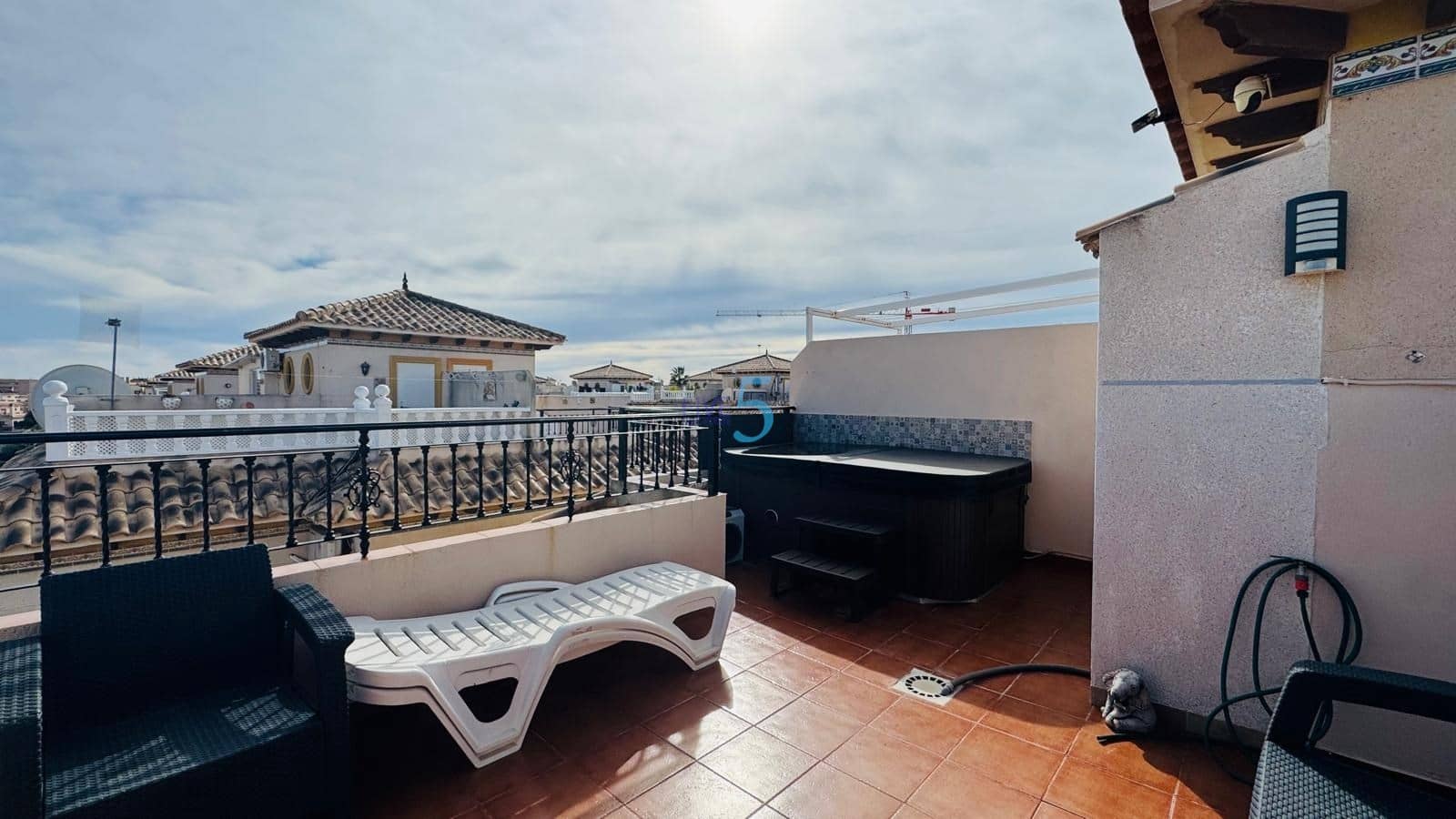 2 Zimmer Haus zu verkaufen in La Zenia mit Pool - 245.000 € (Ref: 9553189)