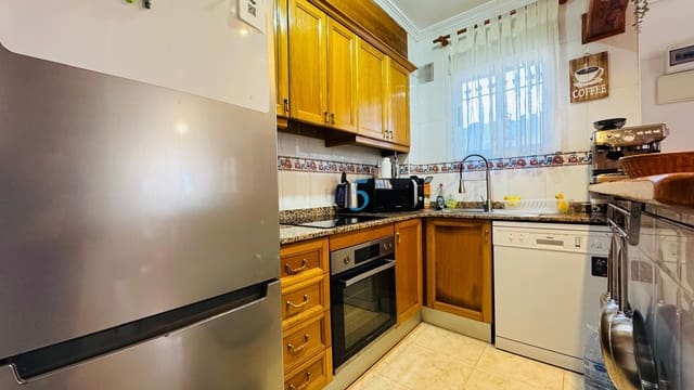 2 Zimmer Haus zu verkaufen in La Zenia, Orihuela mit Pool - 245.000 € (Ref: 9553189)