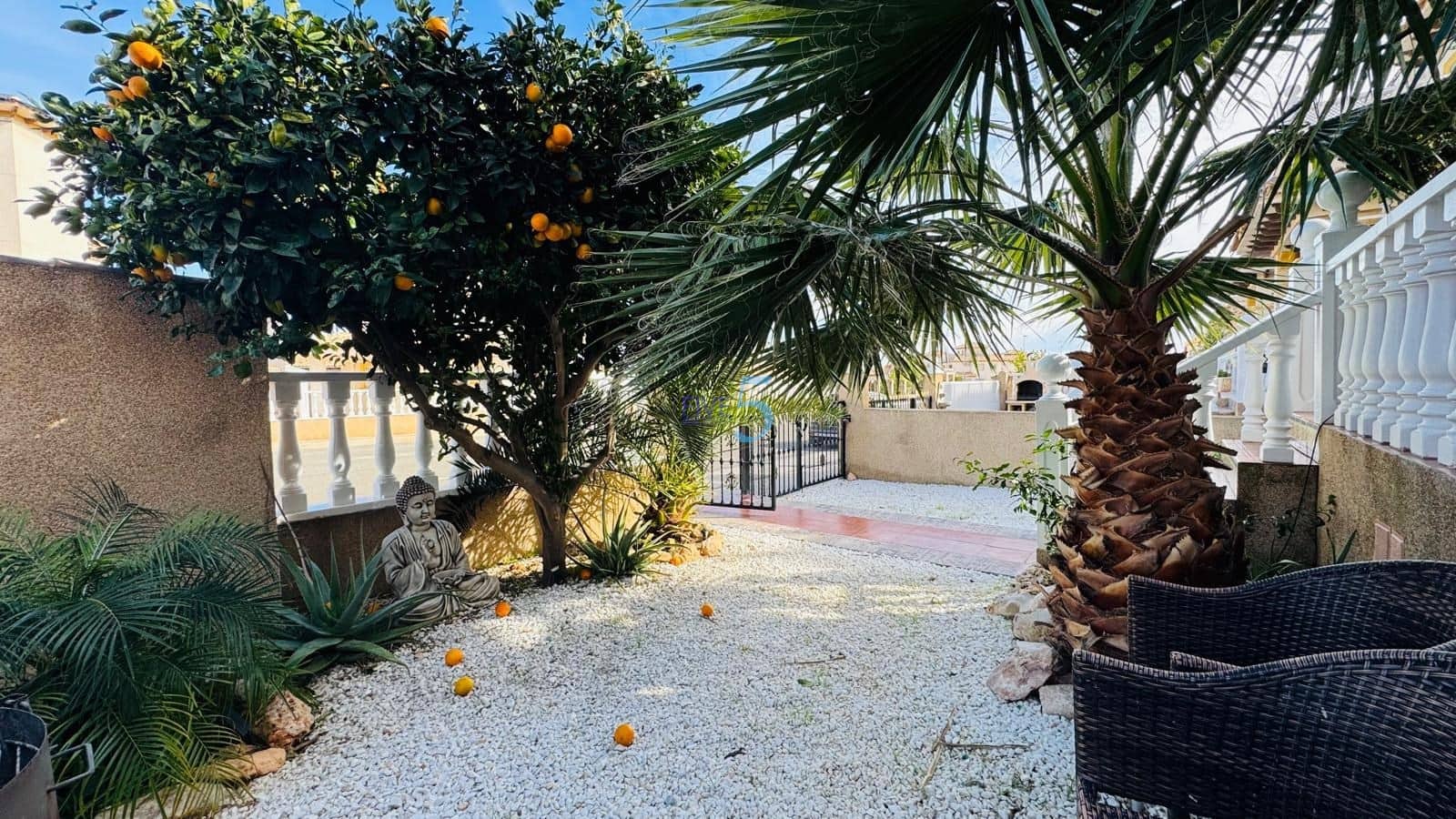 2 Zimmer Haus zu verkaufen in La Zenia mit Pool - 245.000 € (Ref: 9553189)