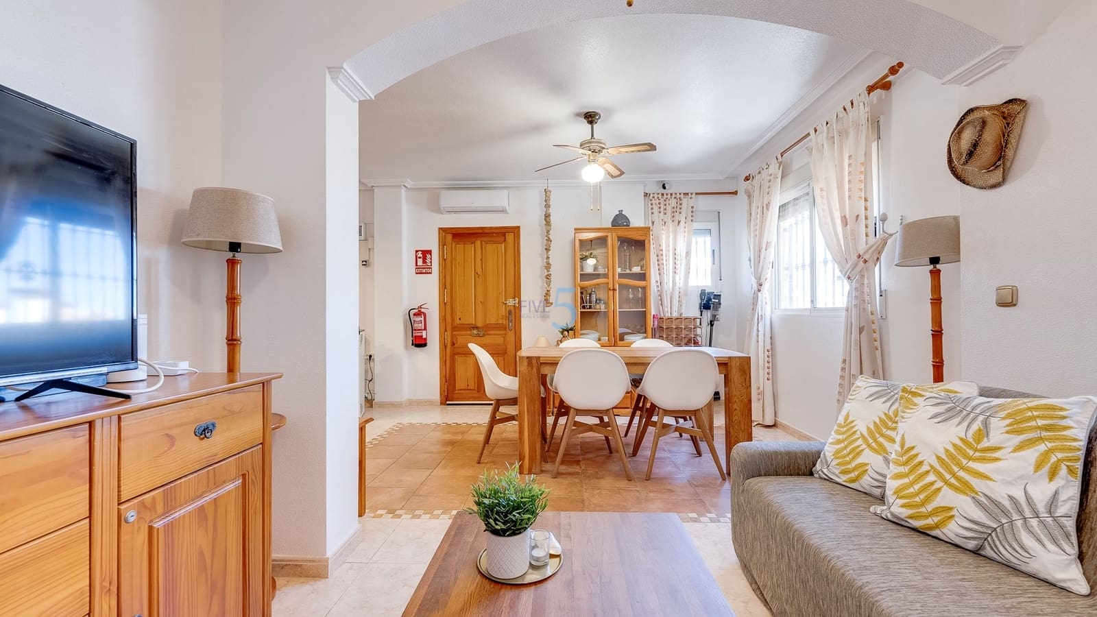 2 sypialnia Dom na sprzedaż w La Zenia z basenem - 230 000 € (Ref: 9553189)