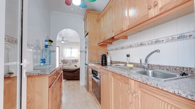 2 makuuhuone Huoneisto myytävänä paikassa San Pedro del Pinatar mukana uima-altaan - 140 000 € (Ref: 9553190)