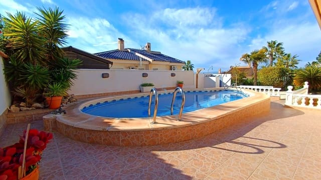 3 makuuhuone Huvila myytävänä paikassa Rojales mukana uima-altaan - 399 995 € (Ref: 9557334)