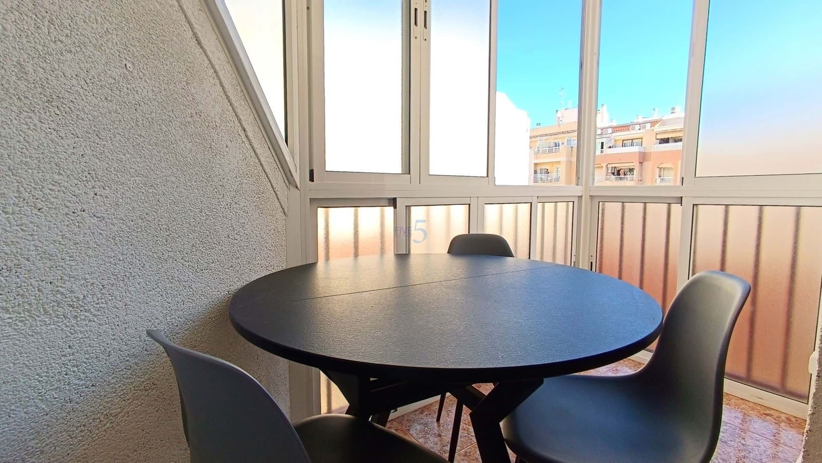1 sovrum Lägenhet till salu i Torrevieja - 118 000 € (Ref: 9557335)