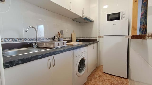 1 sovrum Lägenhet till salu i Torrevieja - 118 000 € (Ref: 9557335)