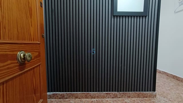 1 sovrum Lägenhet till salu i Torrevieja - 118 000 € (Ref: 9557335)