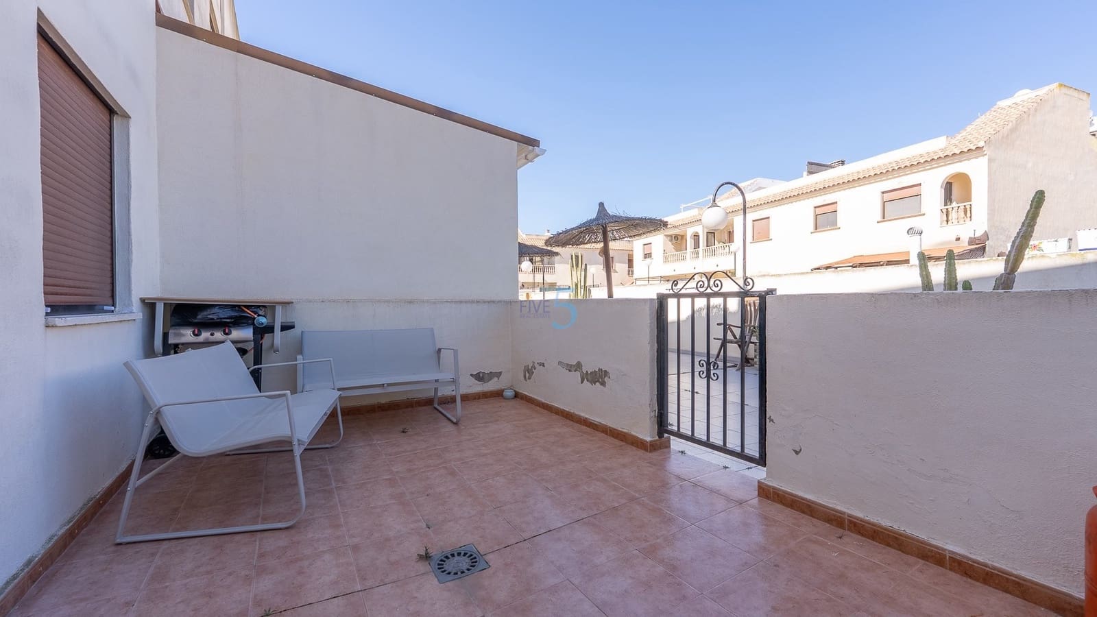 2 bedroom Apartment for sale in San Fulgencio with pool - € 140,000 (Ref: 9559758)