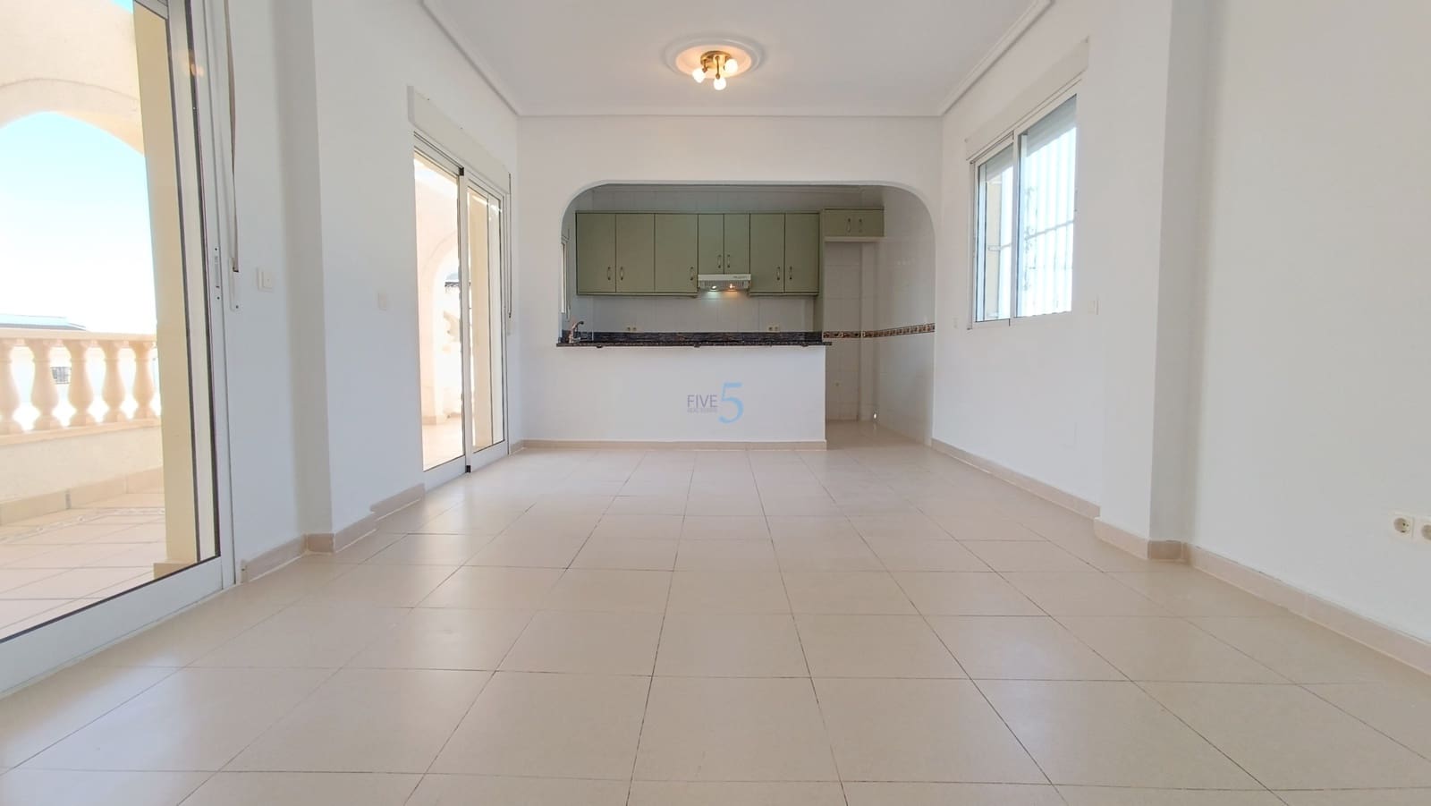 5 soveværelse Villa til salg i Ciudad Quesada med swimmingpool - € 499.995 (Ref: 9563786)