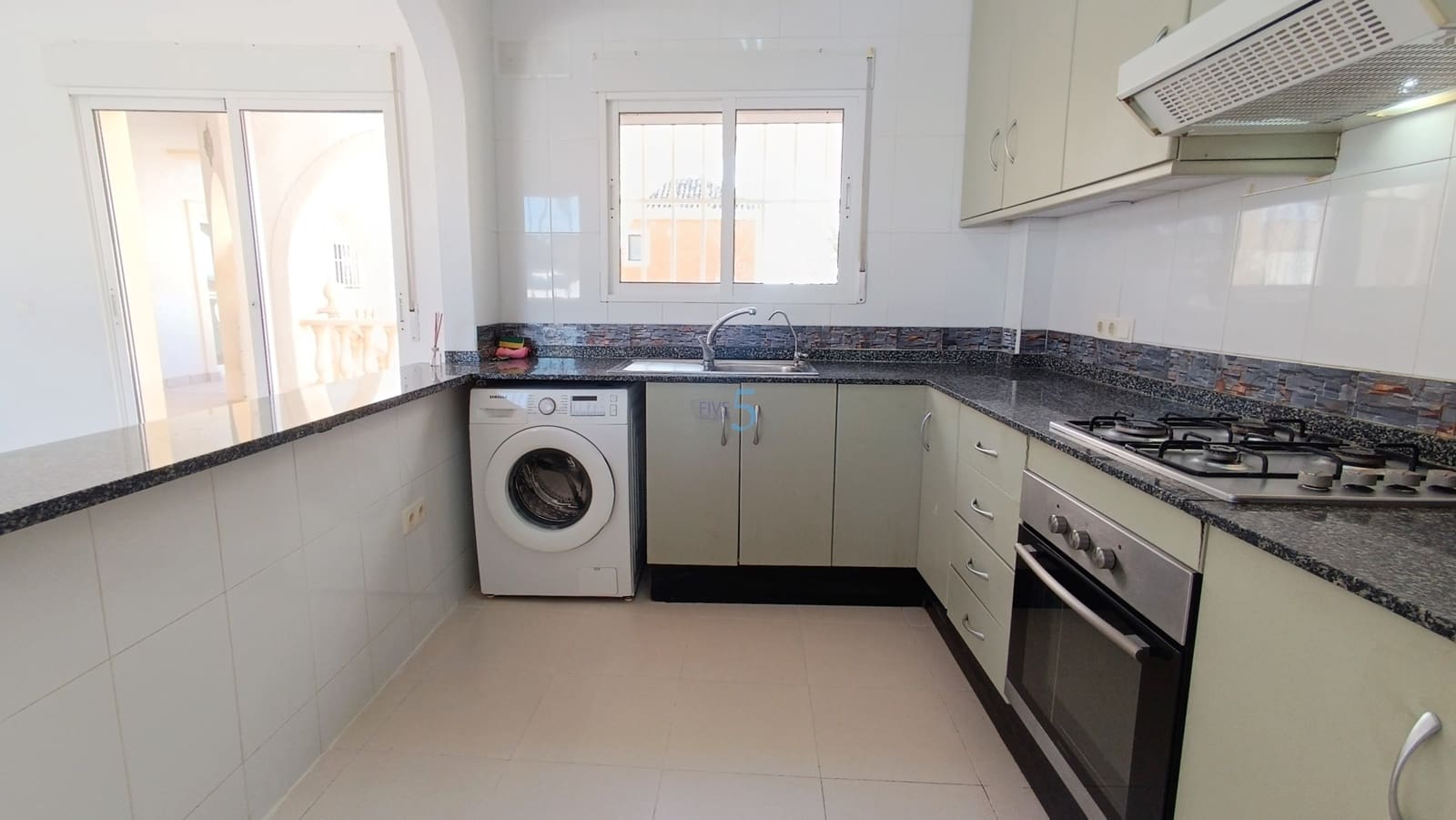 5 soveværelse Villa til salg i Ciudad Quesada med swimmingpool - € 499.995 (Ref: 9563786)