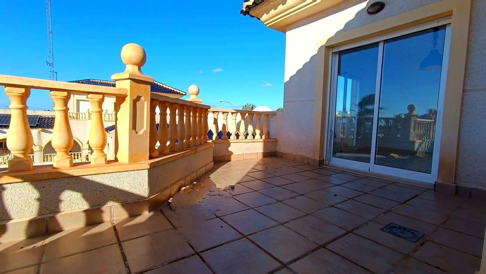 5 soveværelse Villa til salg i Ciudad Quesada med swimmingpool - € 499.995 (Ref: 9563786)