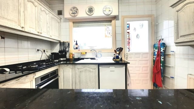 3 quarto Bungalow para venda em San Miguel de Salinas com garagem - 179 999 € (Ref: 9566278)