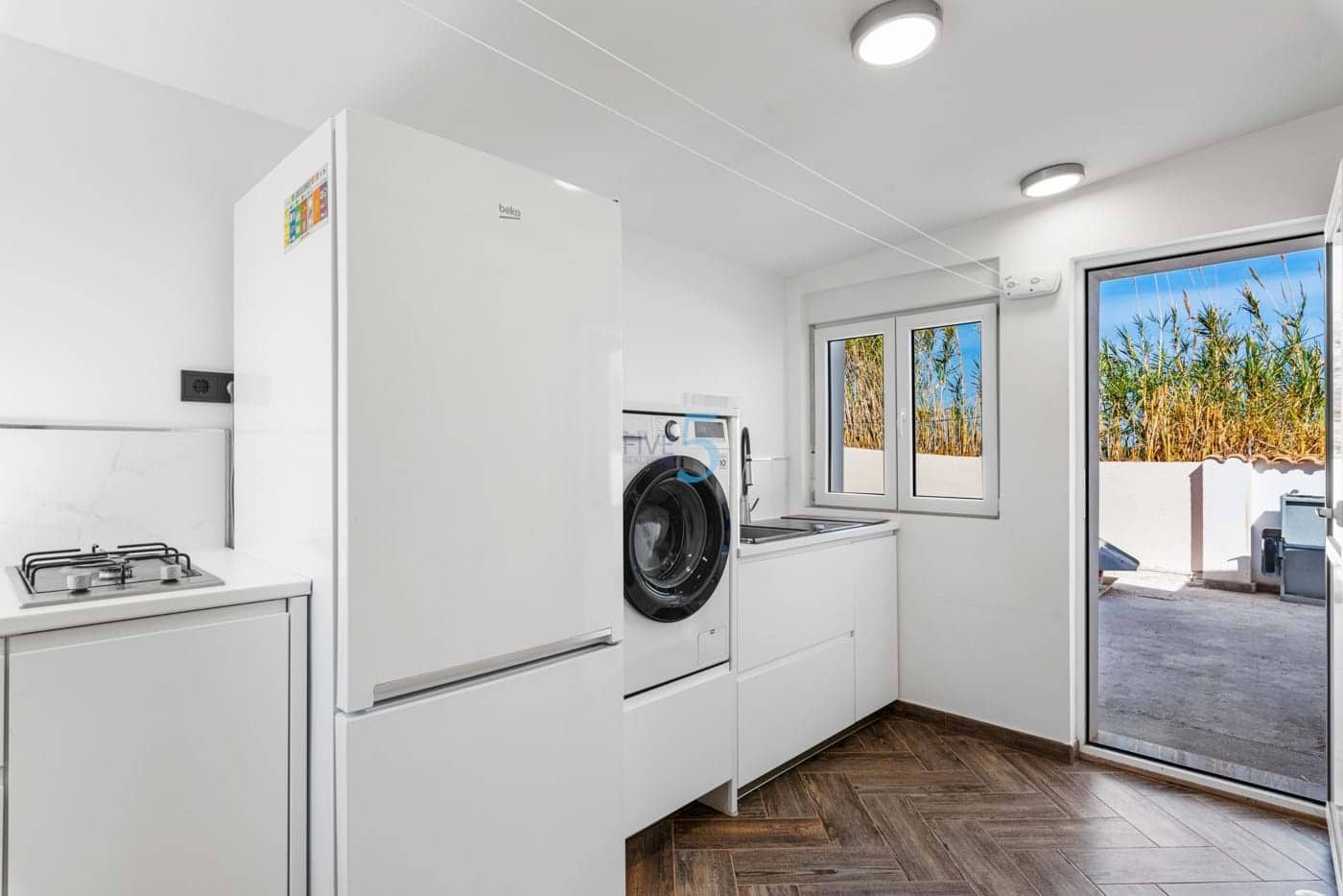 4 sypialnia Willa na sprzedaż w Daya Nueva z basenem garażem - 595 000 € (Ref: 9569270)