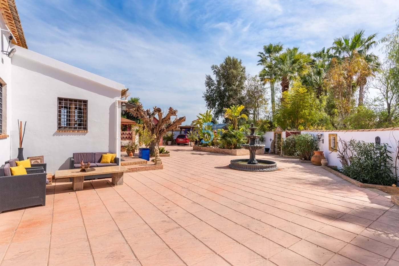 4 sypialnia Willa na sprzedaż w Daya Nueva z basenem garażem - 595 000 € (Ref: 9569270)